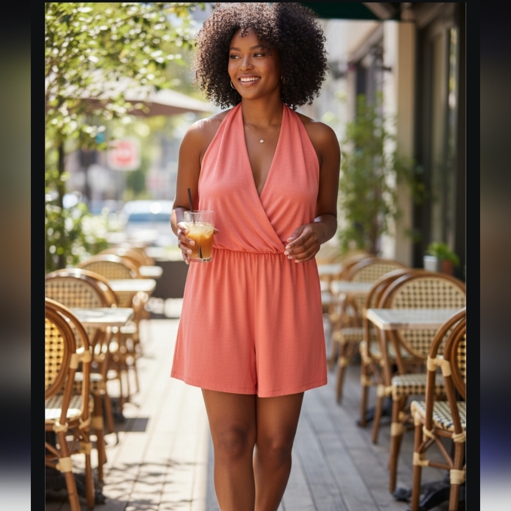 NWT Coral Women's Halter Neck Open Back Shorts Romper Size-XL